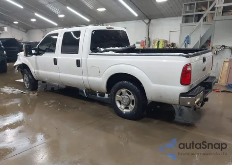 2013 Ford F-250 Xlt из США, поврежденный, VIN 1FT7W2B61DEB54557